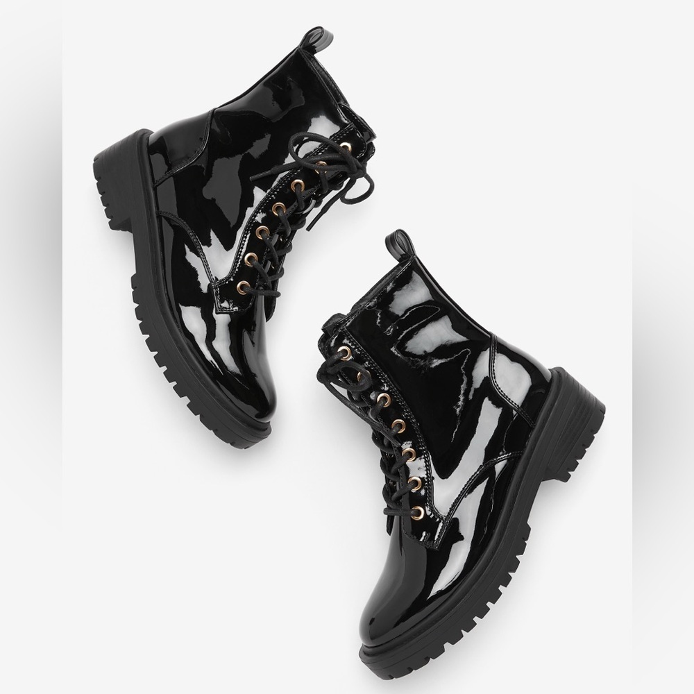 Maurices Harley Combat Boots Black Faux Patent Leather Lace-up Moto 8 Women’s